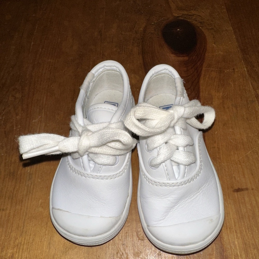 Keds Champion White Leather Cap Toe Sneakers Shoes Little Kids 4W Infant Toddler